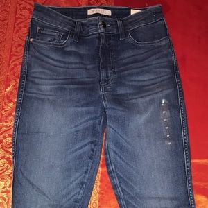 Guess jeans size 27